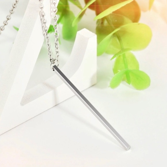 ✨ONLY 1 AVAILABLE✨Silver Long Bar Necklace!!  BNWT - Picture 2 of 2